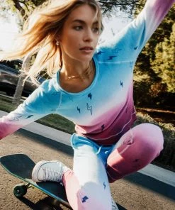 SALE CHASER OMBRE BOLTZ PULLOVER