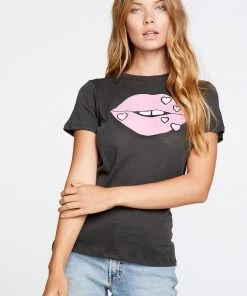 CHASER NEON HEART LIPS TEE NEW ARRIVALS