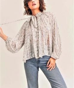 NEW ARRIVALS RESET FLORAL BUTTON UP BLOUSE