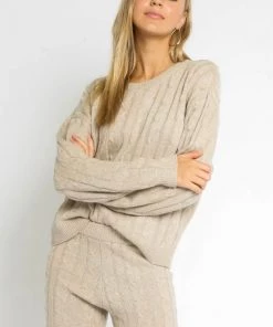 OLIVACEOUS CABLE KNIT PULLOVER SWEATER