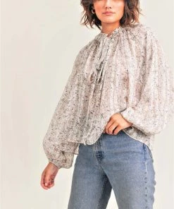NEW ARRIVALS RESET FLORAL BUTTON UP BLOUSE