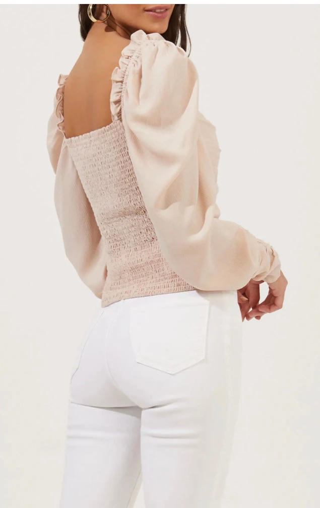 NEW ARRIVALS ASTR SQUARE NECK PUFF SLEEVE TOP 4 NEW ARRIVALS ASTR SQUARE NECK PUFF SLEEVE TOP