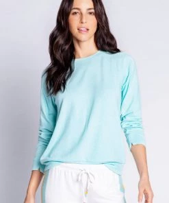 P.J. SALVAGE LOVE MAKES THE WORLD GO ROUND L/S TOP 16 P.J. SALVAGE LOVE MAKES THE WORLD GO ROUND L/S TOP