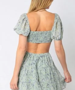 OLIVACEOUS NEW ARRIVALS OLIVAEOUS FLORAL SMOCKED MINI CUTOUT DRESS