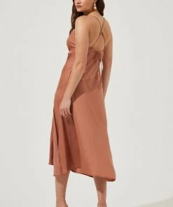 ASTR GAIA MIDI DRESS NEW ARRIVALS 24 ASTR GAIA MIDI DRESS NEW ARRIVALS