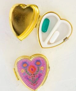 GIFTS NATURAL LIFE FOLK HEART PILL BOX