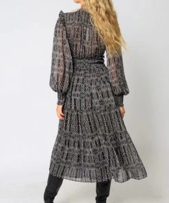 OLIVACEOUS BATIK MIDI DRESS NEW ARRIVALS 8 OLIVACEOUS BATIK MIDI DRESS NEW ARRIVALS