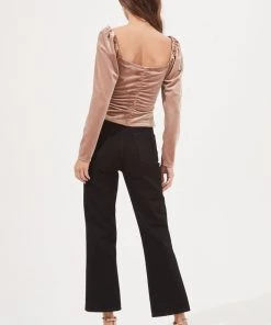 ASTR VANYA VELVET RUCHED TOP