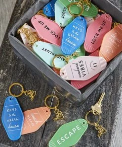 SANTA BARBARA BEACH PLEASE MOTEL KEYCHAIN