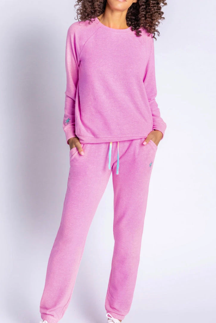 P.J. SALVAGE LOVE MAKES THE WORLD GO ROUND L/S TOP 6 P.J. SALVAGE LOVE MAKES THE WORLD GO ROUND L/S TOP