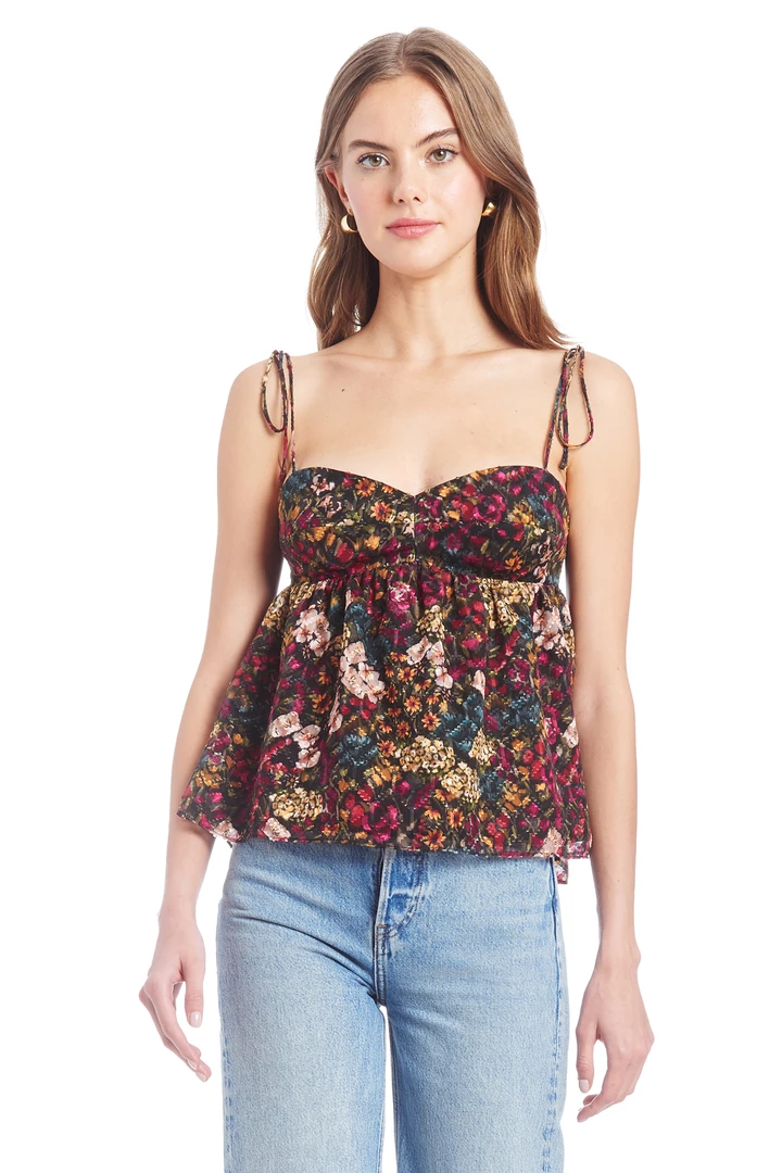 AMANDA UPRICHARD CECE TOP 5 AMANDA UPRICHARD CECE TOP