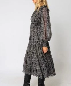 OLIVACEOUS BATIK MIDI DRESS NEW ARRIVALS 9 OLIVACEOUS BATIK MIDI DRESS NEW ARRIVALS