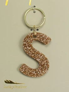 LUCKY FEATHER GLITTER LETTER KEYCHAIN