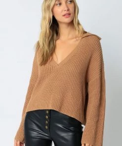 OLIVACEOUS COLLARED PULLOVER SWEATER