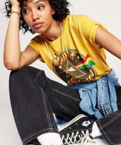 NEW ARRIVALS DAYDREAMER PINK FLYODT ANY COLOUR YOU LIKE TOUR TEE