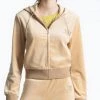 JUICY COUTURE CLASSIC VELOUR HOODIE BEACHWOOD 1 JUICY COUTURE CLASSIC VELOUR HOODIE BEACHWOOD