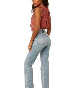 MISA ABRIL TOP NEW ARRIVALS