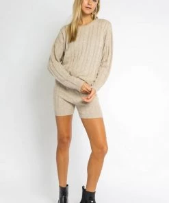OLIVACEOUS CABLE KNIT PULLOVER SWEATER