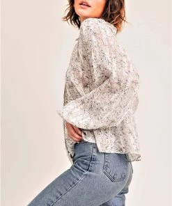 NEW ARRIVALS RESET FLORAL BUTTON UP BLOUSE